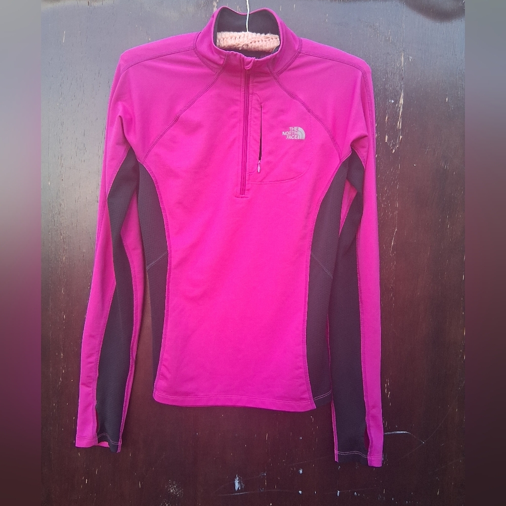 The North Face Women's Fuchsia and Black Quarter-Zip Sweatshirt
